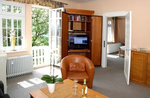 Bad Pyrmont Apartment | 84 m² Apartment ∙ 2 bedrooms ∙ 4 guests