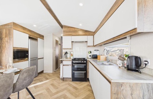Cowes House | 9 Beachlands