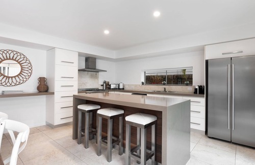 Sunshine Beach House | 9 Depper St - Lower Level Only