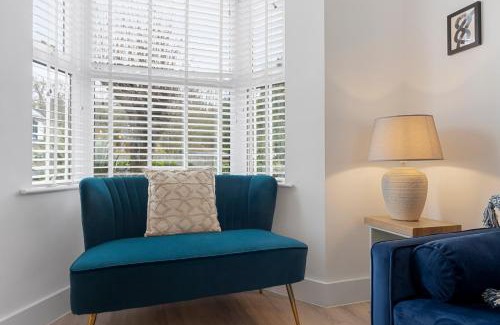 Sidmouth House | 9 Riverside