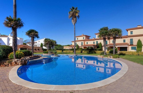 Pals Apartment | 90 m² Apartment ∙ 2 bedrooms ∙ 4 guests