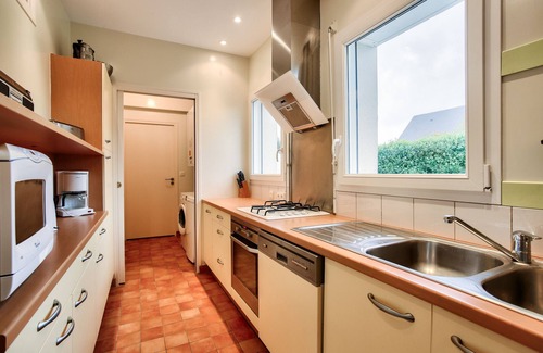 Saint-Briac-sur-Mer Ski Chalet | 900m from beaches - House for 7 with garden