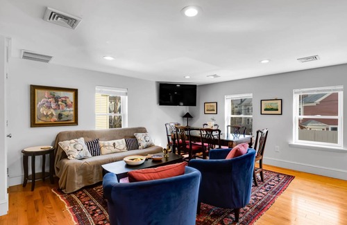 Marblehead Condo | 93 m² Condo ∙ 2 bedrooms ∙ 8 guests