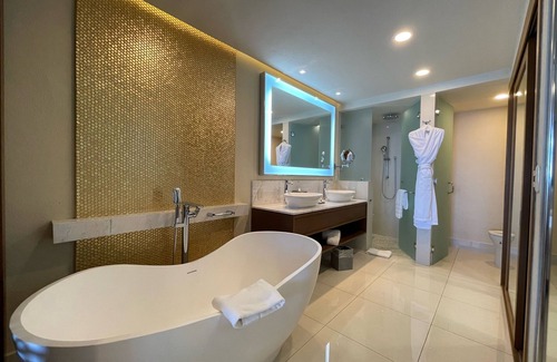 El Rosarito Resort | 9666llkhll