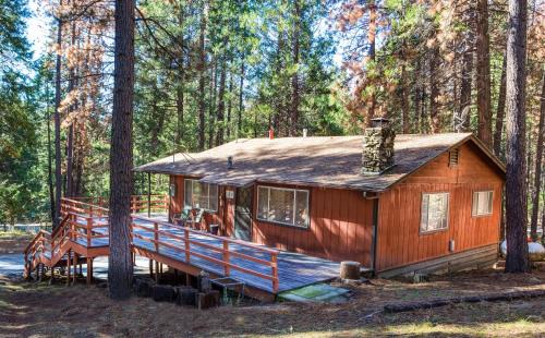 North Wawona Ski Chalet | 9B Deer Hollow