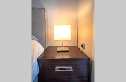 Vyronas Apartment | A 2 bedroom luxurious experience in Pagrati