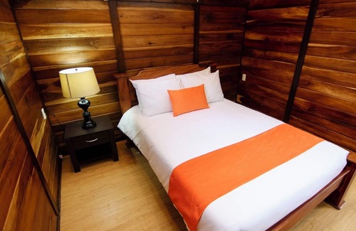 Monteverde Ski Chalet | A 5 Minutos de Santa Elana. Ideal Para Parejas