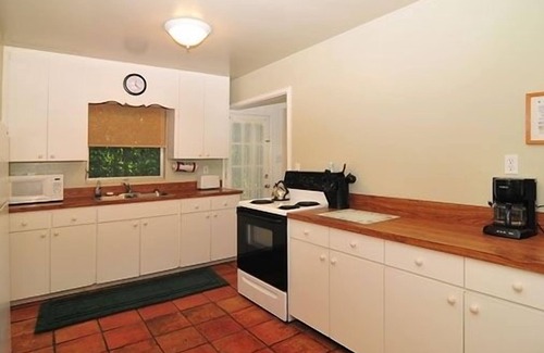 Whitney Beach Cottage | A Beach Front Cottage: Beautiful & Private: Weekly or Monthly.