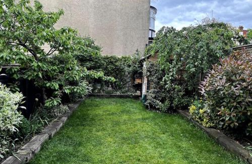 Tulse Hill House | A beautiful and welcoming home and garden