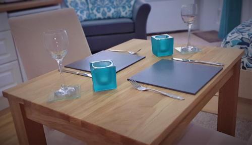 Boscombe Apartment | A Beautiful Apartment with Stunning Sea Views & Private Balcony