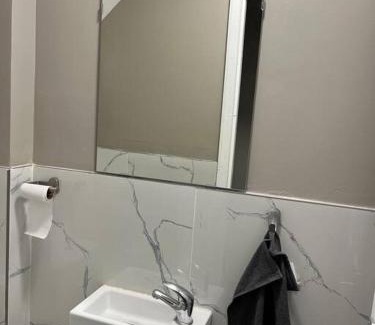 Lewisham Apartment | A beautiful ground-floor flat.