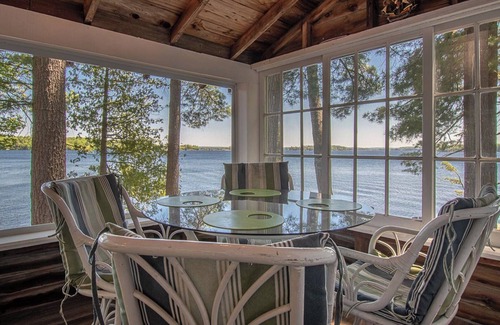 Muskoka Lakes Cottage | A Classic Muskoka Charmer