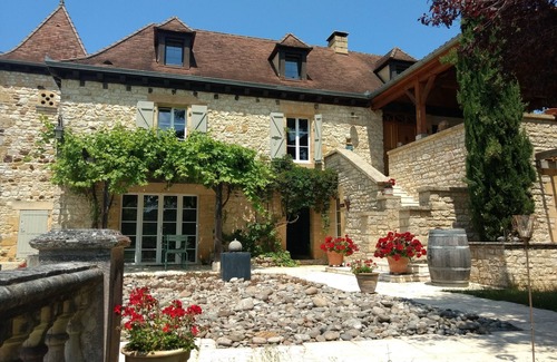 Gourdon House | A country retreat on the outskirts of our medieval town of Gourdon en Quercy