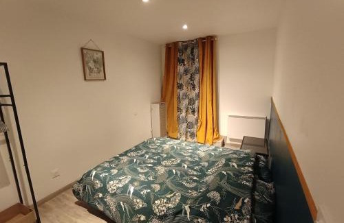 Sigoules Apartment | A cozy little nest in Sigoules with a view