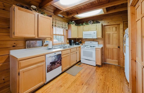 Wears Valley Cabin | A Dream Come True 2 Bedroom Cabin by RedAwning
