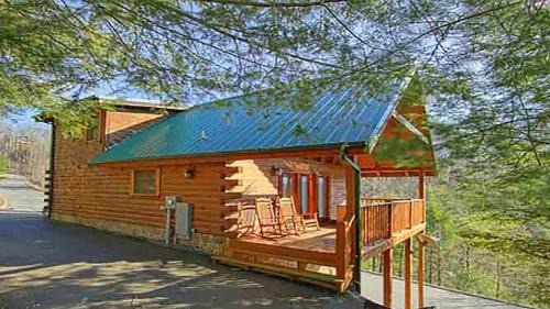 Black Bear Falls House | A Dream Come True by Venture Smoky Mountains