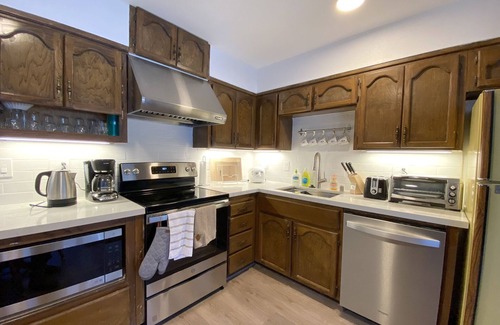 Tahoe Paradise Ski Chalet | A- f ra me