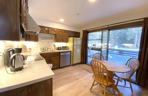 Tahoe Paradise Ski Chalet | A- f ra me