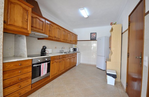 Quarteira Villa | A Fantastic Place for Families, Hilton Hotel are and close to amenities