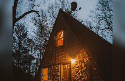 Logan House | A-Frame #03 - by The Chalets