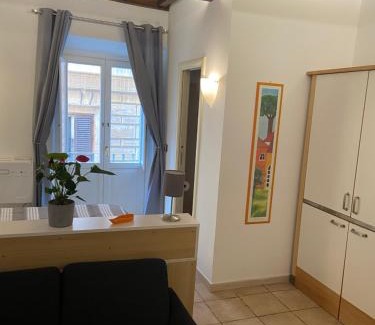 Roman Ghetto Apartment | A&G Calderari