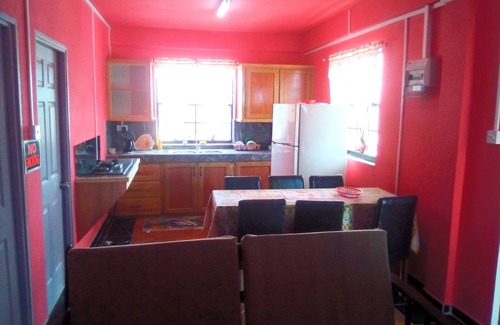 Bois d'Orange Apartment | A great 2 bed 2 bath for larger groups!