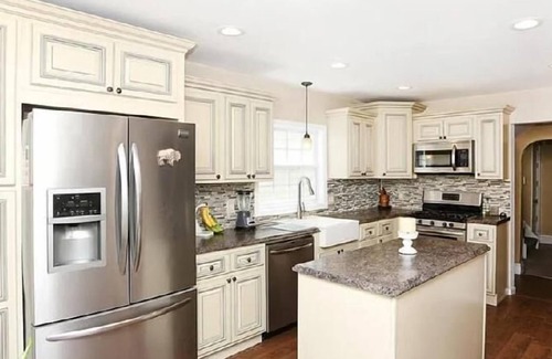 Buffalo House | A great home for friends and family to gather .