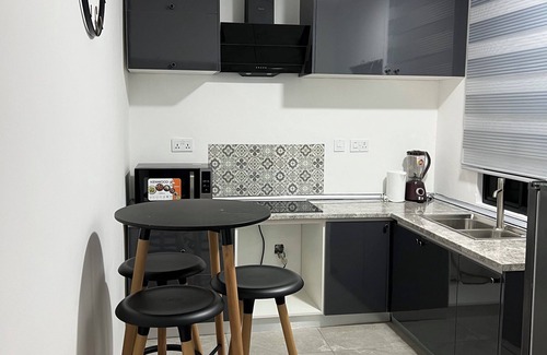 Labone Apartment | A Haven of Comfort in Labone, with easy access to essentials amenities