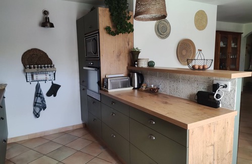 Nimes Villa | A haven of peace in a green setting close to everything: true happiness!