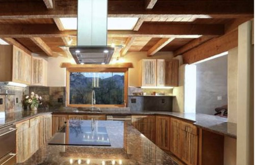 Catalina House | A Hidden Treasure in a "Secret Valley"
