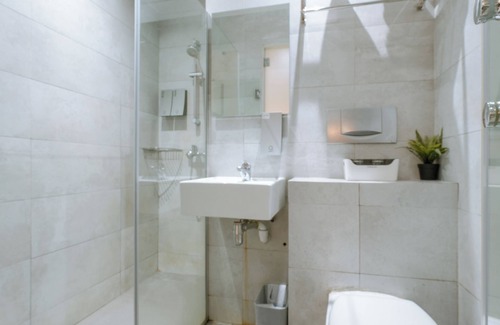 Geylang Hotel | A Hotel Joo Chiat Stay from 7PM to 9AM