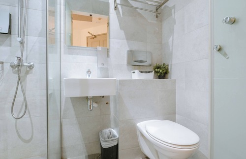 Geylang Hotel | A Hotel Joo Chiat Stay from 7PM to 9AM