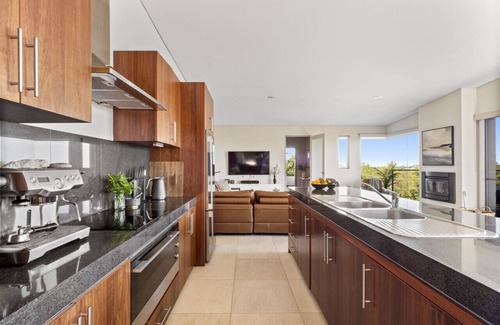 Gnarabup House | A La Plage | Ocean View Luxury | Family Friendly