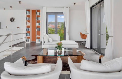 Sabadeco Villa | A lovely and quiet villa with beautiful ocean views