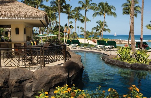 Ko Olina Resort | A luxury guest room in Marriot's Ko Olina Beach Club in Waipahe Place