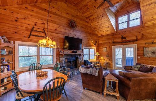 Blowing Rock House | A Mountain Hideaway