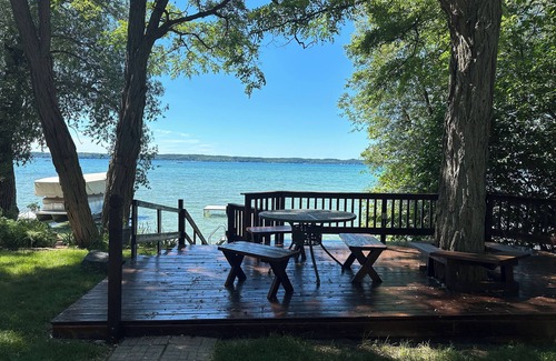 Alden Cottage | A New listing 2024! Blue Dream Cottage on Torch Lake