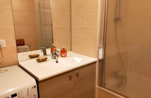 Annemasse House | a nice room