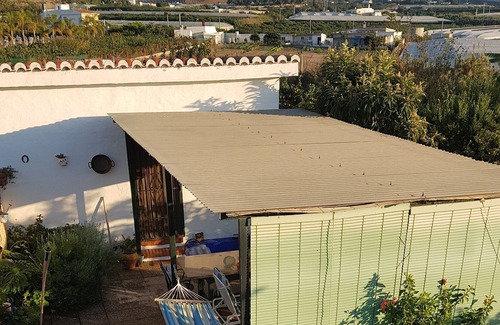 Motril Cottage | A peaceful, spacious, detached studio cottage only 10 mins from beach and town