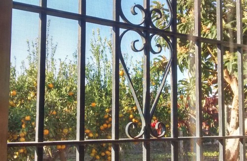 Motril Cottage | A peaceful, spacious, detached studio cottage only 10 mins from beach and town