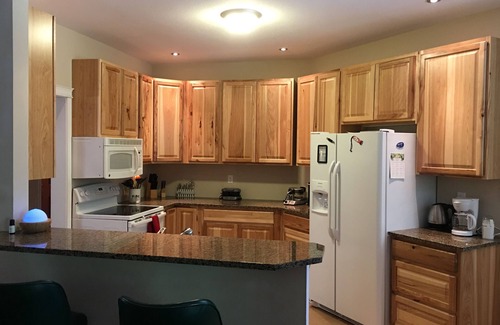 La Pine House | A Perfect Location to Get Away