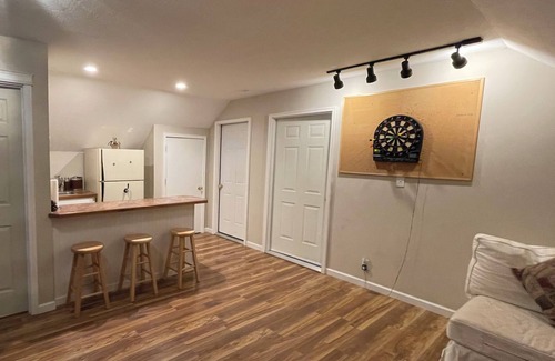 La Pine House | A Perfect Location to Get Away