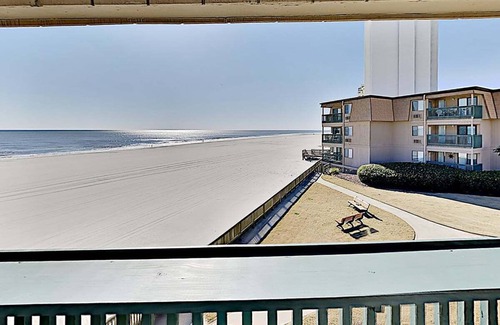 The Dunes Condo | A place at the beach III 9530-2H, Oceanfront Bliss Awaits in Myrtle Beach