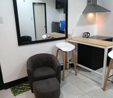 Valencia Apartment | A place to relax & have privacy