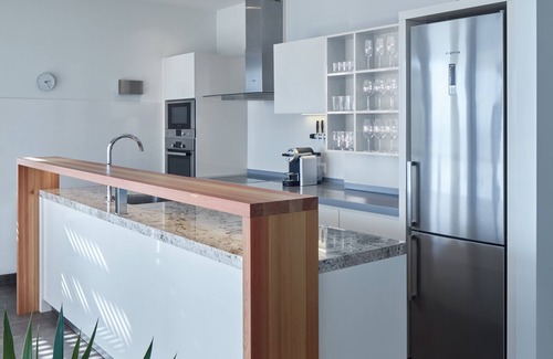 Milna Villa | A Place Where The Garden Ends And The Sea Begins
