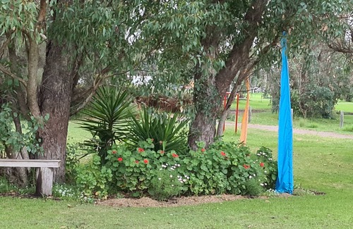Banjup Other | A Self -Catering Cottage Suits all (A queen Size Bed)