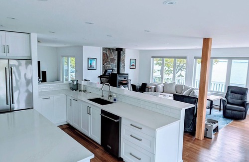 Carling Cottage | A Slice of Georgian Bay Paradise-30+ Day Private Retreat near Killbear Park