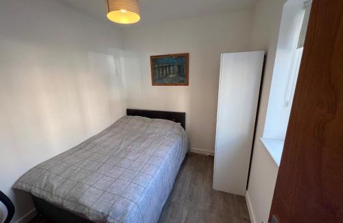 Cathays Apartment | A spacious flat