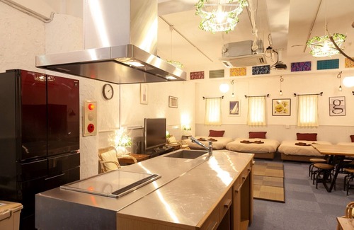 Yamuchin Street Apartment | A spacious onefloor on Kokusaidori up to 10 peo/Naha Okinawa