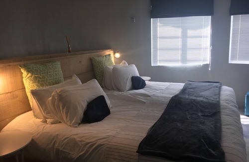 Grahamstown Bed & Breakfast | A Stone's Throw Accommodation